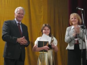 Trofeul „Lira de Aur” a fost obţinut de Mălina Raluca Ciobanu, de la Colegiul Naţional de Artă „Octav Băncilă” Iaşi