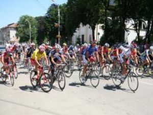 Startul etapei a patra a Turului Ciclist al României a fost dat din centrul municipiului Suceava