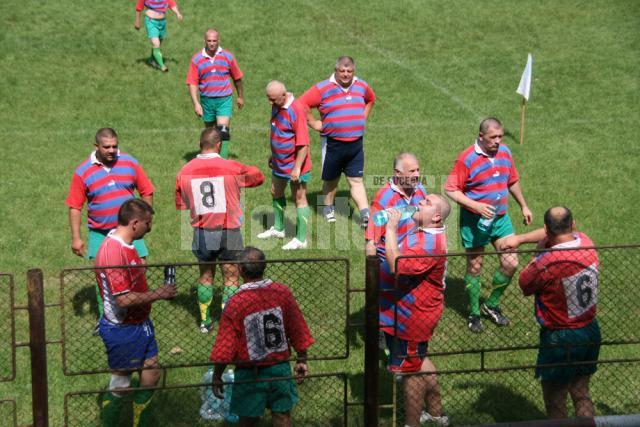 Old-boys: Foştii rugbyşti din Suceava şi Paşcani s-au reîntâlnit în terenul de joc