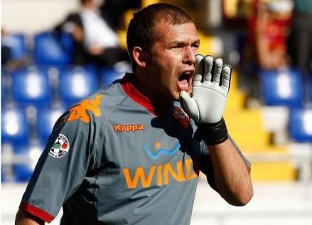 Lobonţ refuză să mai joace în liga lui Mitică