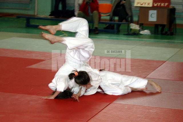 Judo: Humorenii au scos doi campioni la naţionalele under 11