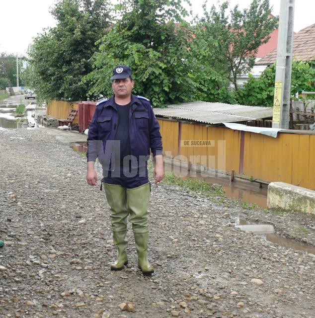 Jandarmul Cristian Macovei, cel care a salvat-o pe bătrâna surdo-mută
