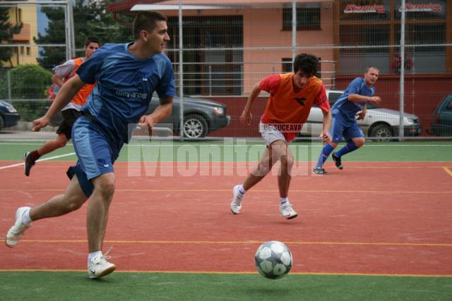 Fotbal pe teren redus: Campionatul Mondial de Fotbal Suceava 2010 a trecut de faza grupelor