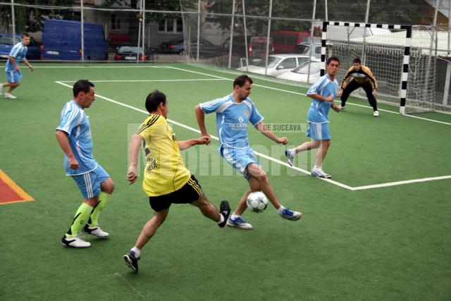 Fotbal pe teren redus: Campionatul Mondial de Fotbal Suceava 2010 a trecut de faza grupelor