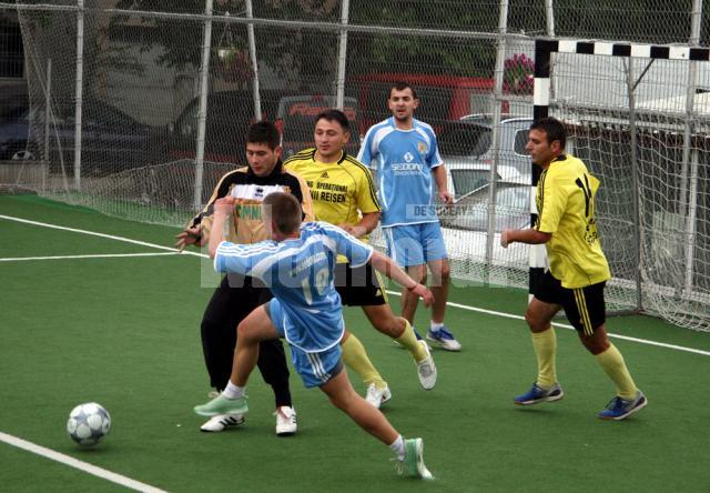 Fotbal pe teren redus: Campionatul Mondial de Fotbal Suceava 2010 a trecut de faza grupelor