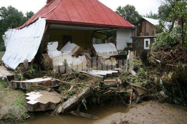 Valoarea pagubelor produse de inundaţii în România este de ordinul sutelor de milioane de euro