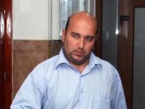 Gheorghe Cristinel Pînzaru susține că poliţistul i-a propus să facă contrabandă