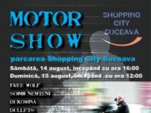 Spectacol: Cascadorii şi demonstraţii pe motociclete, la Shopping City Suceava