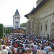 Mii de pelerini au venit la hramul bisericii Mănăstirii Putna