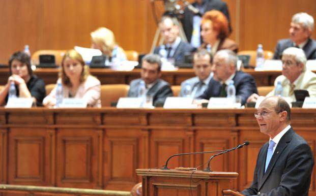 Băsescu: Trebuie să regândim întreg sistemul de asistenţă socială. Foto: Sorin LUPŞA