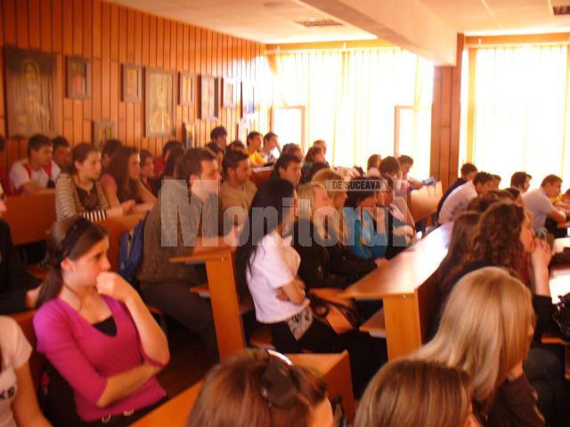 Ziua europeană a limbilor a fost marcată în aula Colegiului Naţional „Spiru Haret”