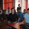 Elevii din clasele terminale ale Colegiului „Alexandru cel Bun” Gura Humorului discută despre organizarea balului bobocilor