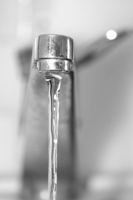 Oprire programată: Mii de locuitori ai cartierului Burdujeni nu vor avea luni apă potabilă