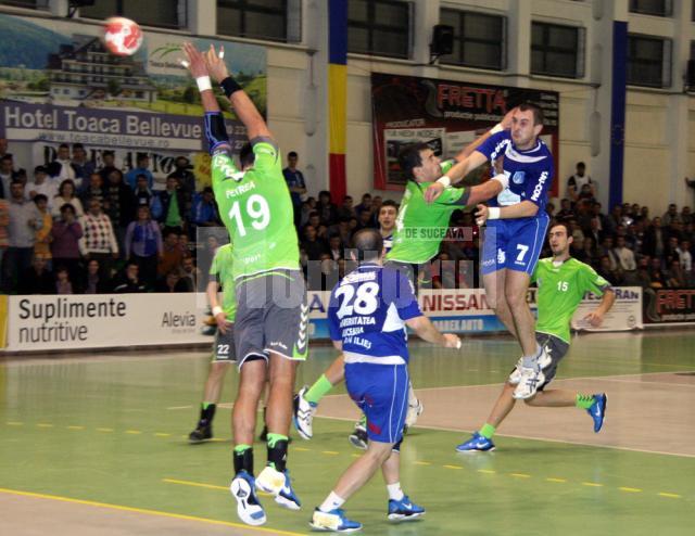 Echipa locală de handbal Universitatea Suceava a coborât în clasament până pe locul şase
