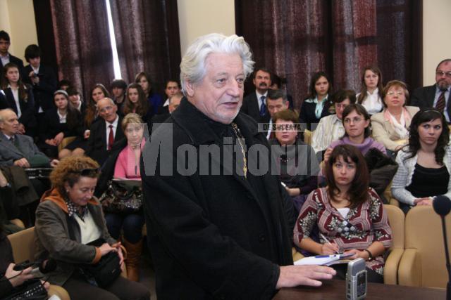 Preotul Dragoş Păduraru a absolvit cursurile liceale acum 62 de ani