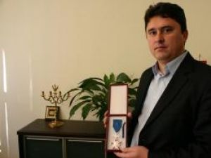 Ghervazen Longher: „Medalia oferită Uniunii Polonezilor din România este o recunoaştere a activităţii depuse pentru păstrarea şi promovarea limbii, tradiţiilor şi obiceiurilor”