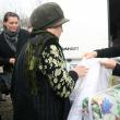 Maria Băsescu a adus la Şerbăuţi un transport de ajutoare pentru cele şapte familii care se vor muta în case noi