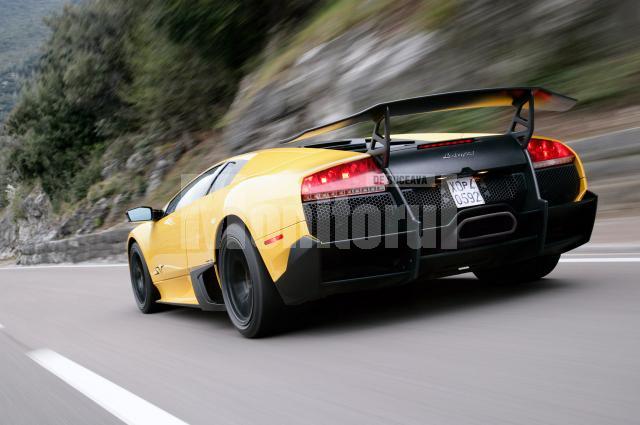 Lamborghini Murcielago LP 670-4 SV