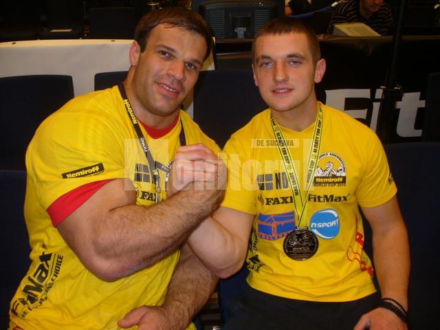 Chipreanov (dreapta) a obţinut un rezultat remarcabil la Campionatele Mondiale