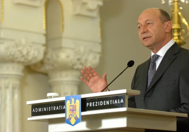 Preşedintele Băsescu doreşte să adreseze un mesaj Legislativului. Foto: Sorin LUPŞA