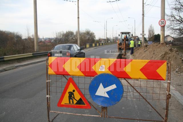 Traficul rutier de pe podul de la Iţcani va fi dirijat prin semafoare, pe o singură bandă