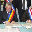 Colaborare: Primarul Lungu a semnat acordul de înfrăţire cu oraşul francez Laval
