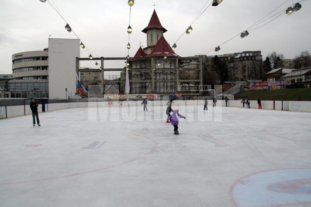 Sporturi de iarna: Patinoarul artificial al Sucevei se va deschide pe 4 decembrie