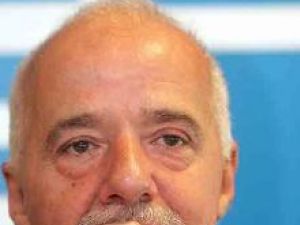 Scriitorul brazilian Paulo Coelho acuză Iranul de cenzură