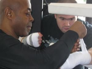 Pregătire cu James Ali Bashir, antrenorul renumitului boxer Vladimir Klitschko