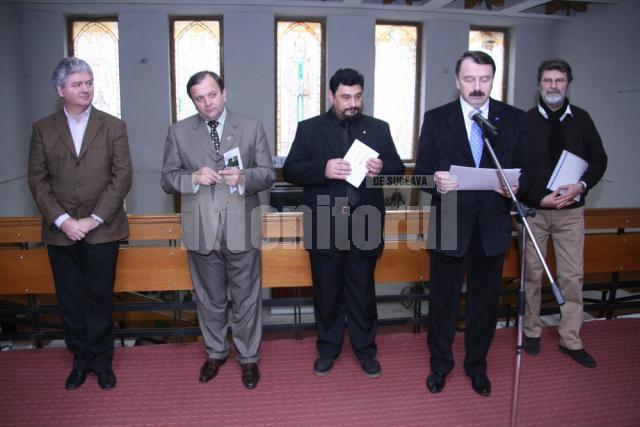 Preşedintele în exerciţiu al SAAAPB Vasile Ilie anunţând premianţii