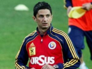 Răzvan Lucescu va testa mai mulţi jucători în Cipru