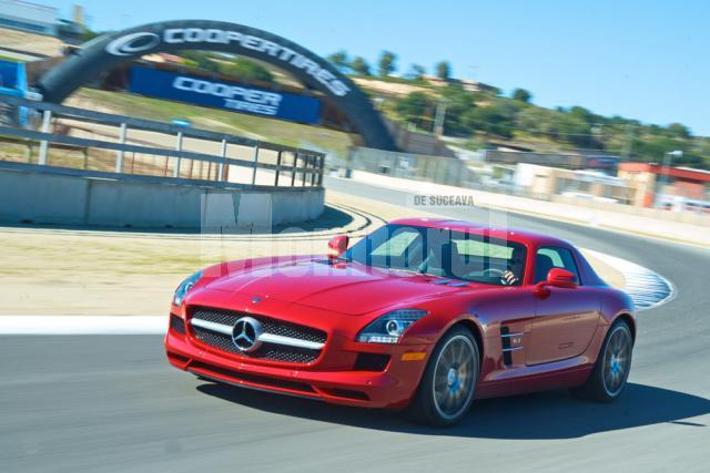 Mercedes SLS AMG Roadster