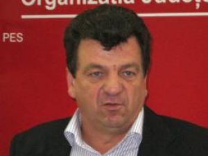 Virginel Iordache: „Îmi respect colegii şi profesia prea mult pentru a renunţa la cariera profesională pentru o carieră politică”