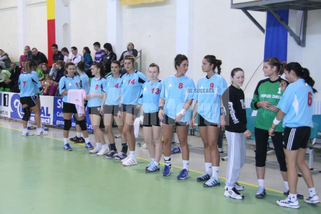 Junioarele echipei de handbal a LPS Suceava au avut parte de momente de coşmar la Roman