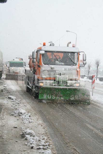 Meteorologii anunţă ninsori abundente, sâmbătă şi duminică