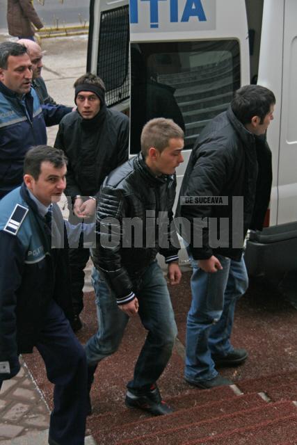 Dragoş Andrei Pilug, Samuel Andronic şi Mirel Alexandru Mezdrea rămân în arest