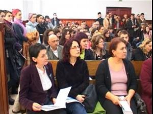 Participanţi la prezentarea programului implementat de Penitenciarul Botoşani