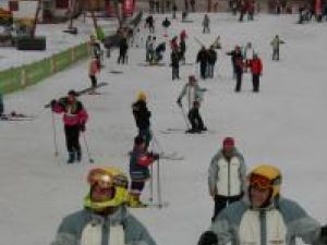 Aproximativ 150 de participanţi, la Campionatul naţional al monitorilor de schi