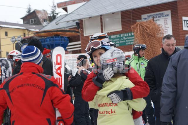 Monitori de schi din mai toate statiunile montane din Romania au fost zilele trecute la Vatra Dornei