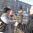 Primarul Ion Lungu a împărţit 1000 flori sucevencelor