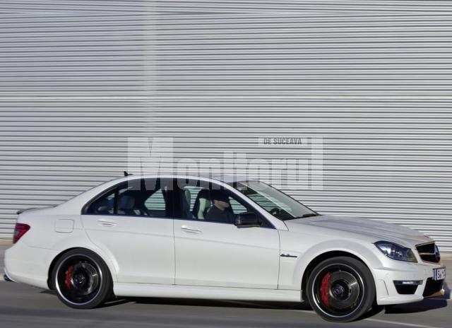 Mercedes Benz-C63 AMG