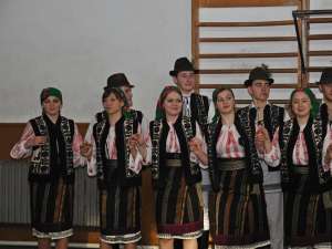 Ansamblul folcloric „Bucovina” al Colegiul Economic
