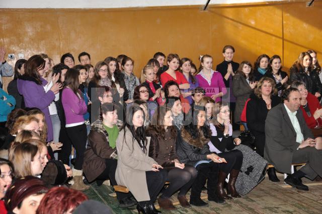 Cultural: Spectacol dedicat femeilor, la Colegiul Economic Suceava