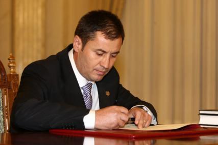 Ministrul Administraţiei şi Internelor, Traian Igaş