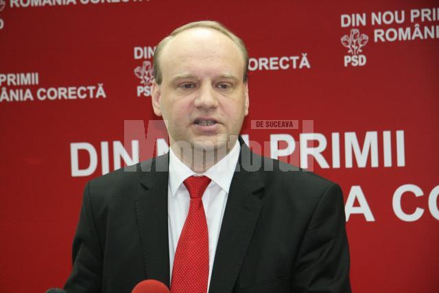 Ovidiu Donţu: „Firma Teraplast a pus termopane în programul anveloparea, iar PSD condamnă public acest tip de afacere portocalie”