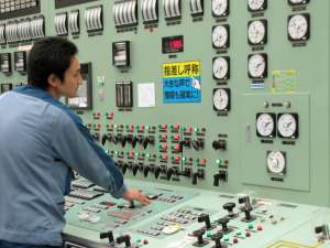 Alimentarea cu electricitate a fost restabilită parţial în sala de comandă a Reactorului numărul 3 al centralei nucleare de la Fukushima
