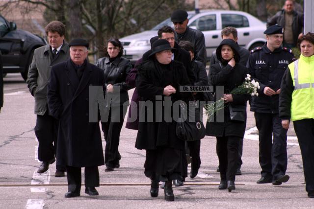 Membrii familiei au însotit trupul neînsufletit al lui Filaret Moţco Ceremonialul militar