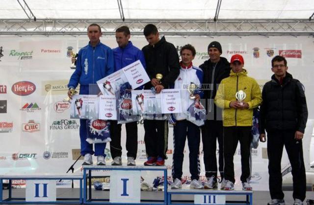 Cristian Prâsneac(primul din stânga) a luat argintul în proba de semimaraton, la două secunde în urma câştigătorului