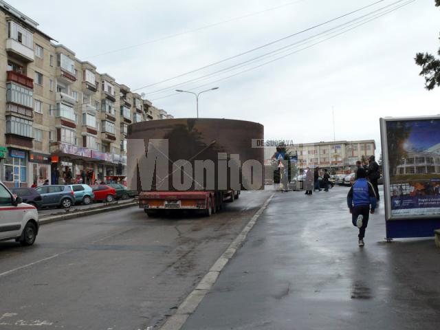 Transporturile speciale au dat peste cap traficul din Fălticeni