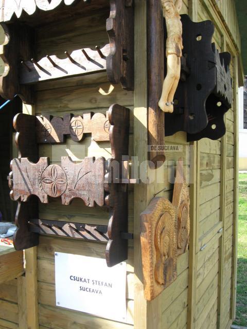 Blidare şi cioplituri în lemn realizate de Ştefan Csukat